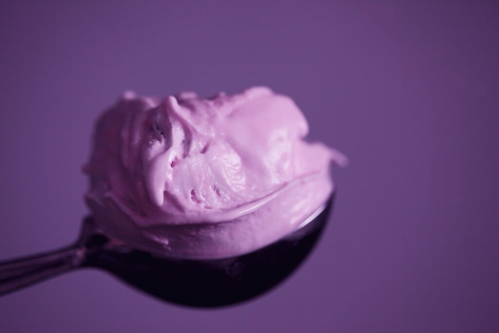 glace violette ube
